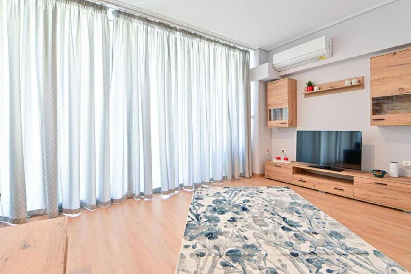 Cozy Apartment Located On Piraeus Port Area- Εξωτερικό φωτογραφία